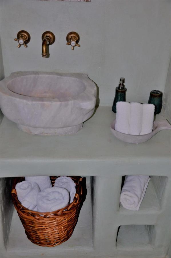 Pambelos Lodge Koufonisia エクステリア 写真