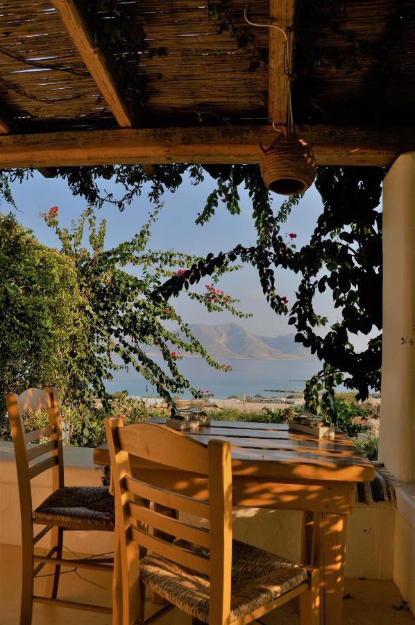 Pambelos Lodge Koufonisia エクステリア 写真