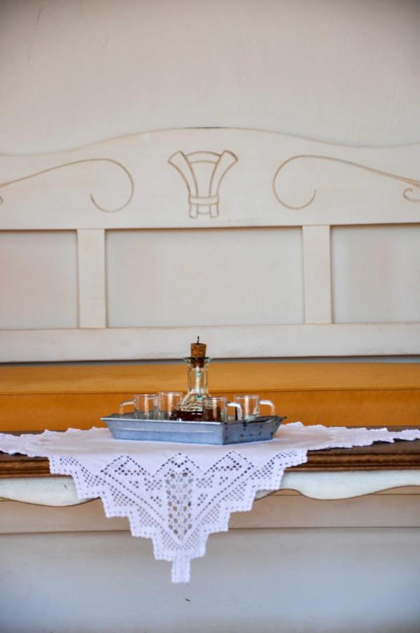 Pambelos Lodge Koufonisia エクステリア 写真