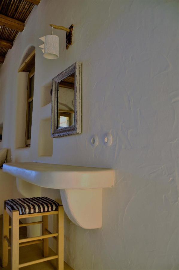 Pambelos Lodge Koufonisia エクステリア 写真