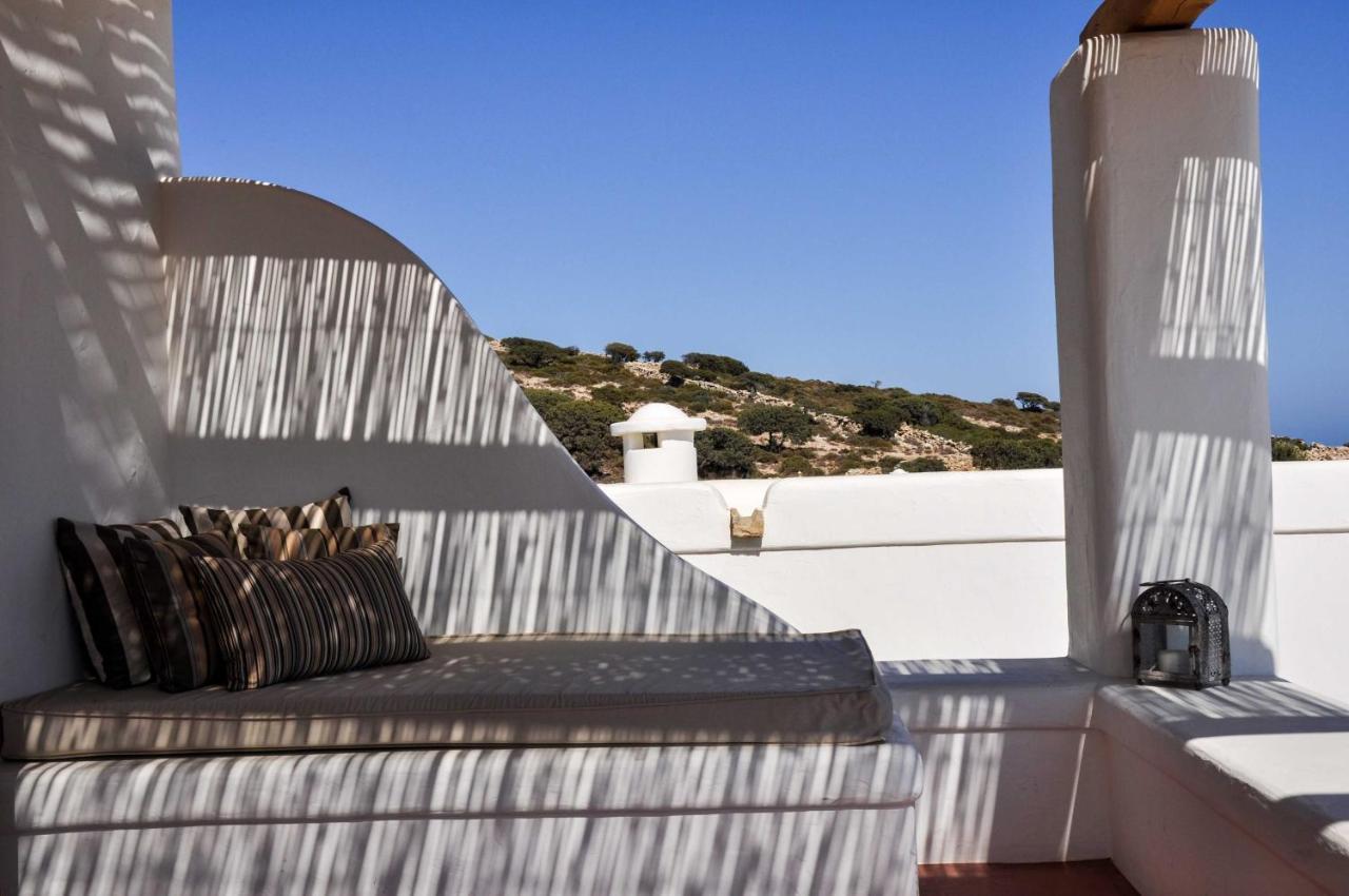 Pambelos Lodge Koufonisia エクステリア 写真